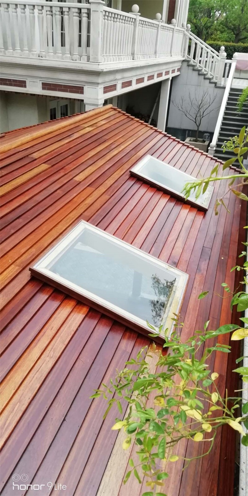 东郊花园换屋顶