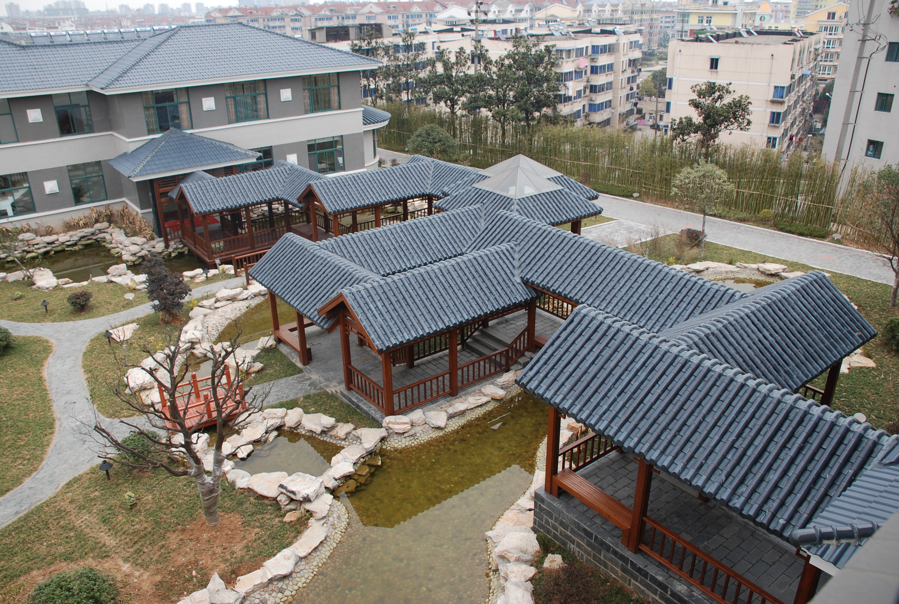 镇江船艇学院廊架